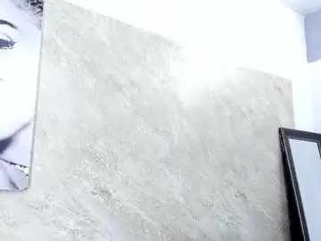 Bambi_10  live sex cam