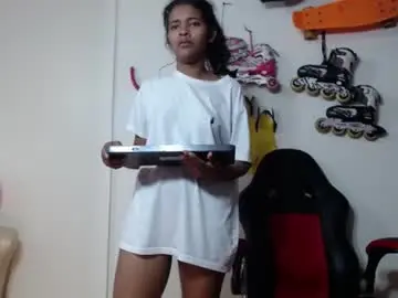 Daliila_queen  live sex cam