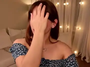 Emilia_dream  live sex cam