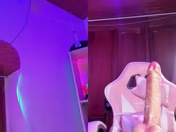 Emilykarterr  live sex cam