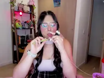 Lauu_r  live sex cam