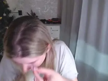 Melissa__ray  live sex cam