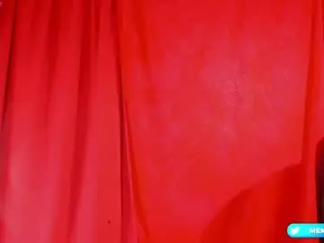 Miaknox  live sex cam