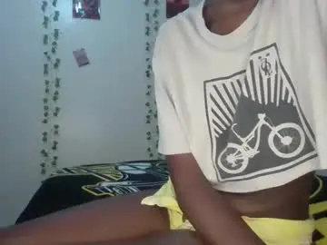 Midnightkelly  live sex cam