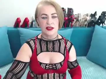 Nadiafemdom  live sex cam
