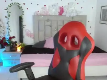 Nyla_fox  live sex cam