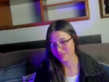 Petitesophi  live sex cam