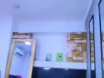 Sakura_ryo  live sex cam