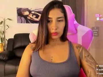 Saratukkerr  live sex cam
