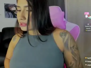 Saratukkerr  live sex cam