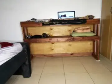 Shunet  live sex cam