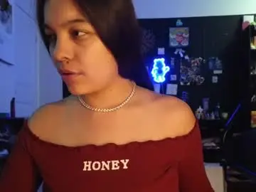 Sweetieslikebutter  live sex cam