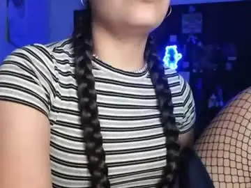 Sweetieslikebutter  live sex cam