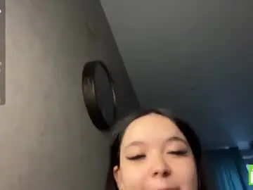 Deannarmold  live sex cam