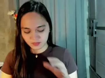 Hilarymolly  live sex cam