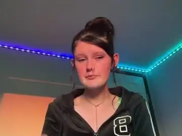 Itskaylaaa  live sex cam