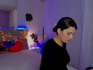 Laura__leee  live sex cam