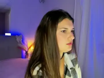 Laura__leee  live sex cam