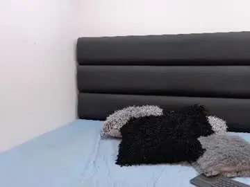 Lexaa_kitty_  live sex cam