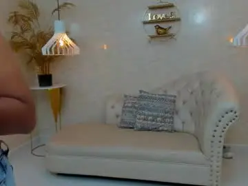 Mai_bigboobs  live sex cam