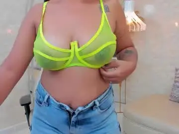 Mai_bigboobs  live sex cam