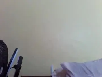 Princessmiles2  live sex cam