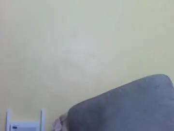 Princessmiles2  live sex cam