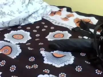 Princessmiles2  live sex cam