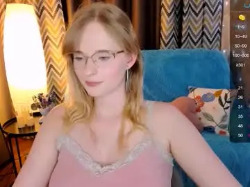 Sheslinki  live sex cam