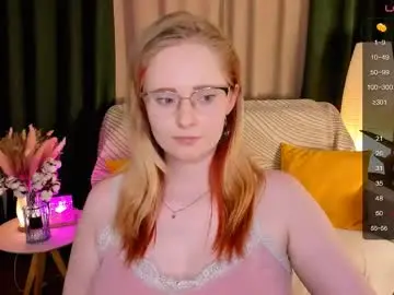 Sheslinki  live sex cam