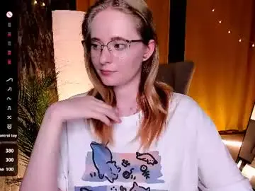 Sheslinki  live sex cam