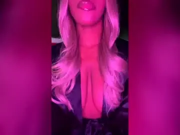 Sweetberryxo  live sex cam