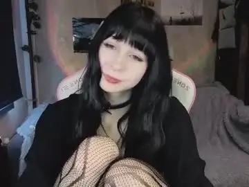 Yourcutiegoth  live sex cam