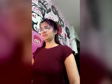 Abbie_moonlight_  live sex cam