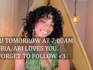 Ariella_ruiz  live sex cam