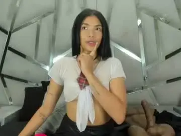 Aurorahoney32  live sex cam