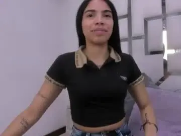 Aurorahoney32  live sex cam