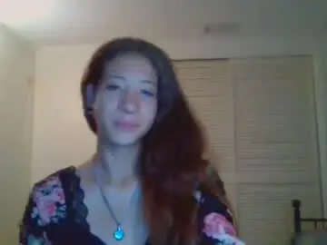 Elliehazii  live sex cam