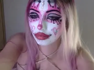 Gabygumms  live sex cam