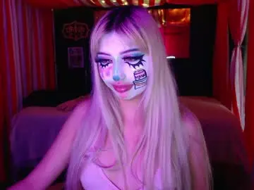 Gabygumms  live sex cam