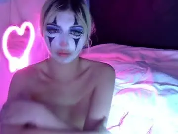 Gabygumms  live sex cam