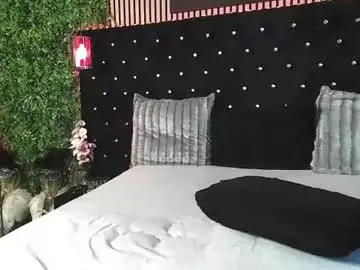 Inanna_ishtar1  live sex cam
