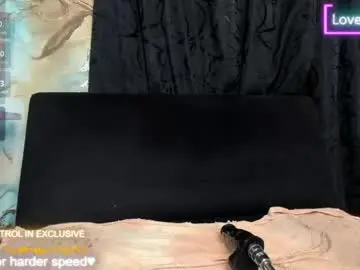 Karisexyebony  live sex cam