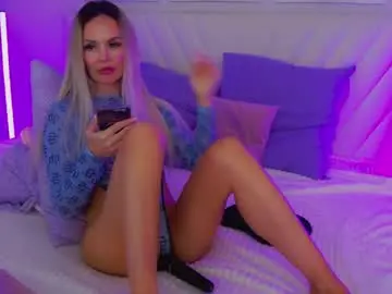 Leilatokerrr  live sex cam