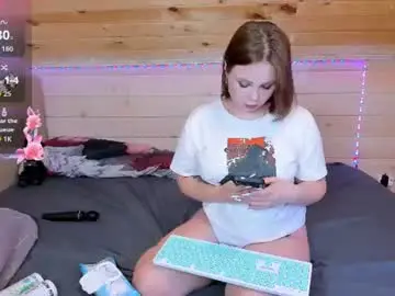 Rainamist  live sex cam