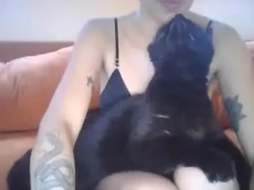 Ursulalyn  live sex cam