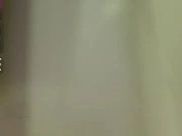 Venice_bee  live sex cam
