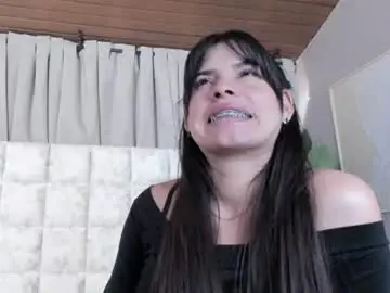 Astrid_velle  live sex cam