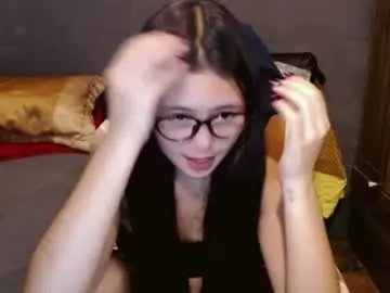Cecewantsdaddysdick  live sex cam