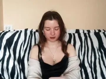 Daniellevaulet  live sex cam